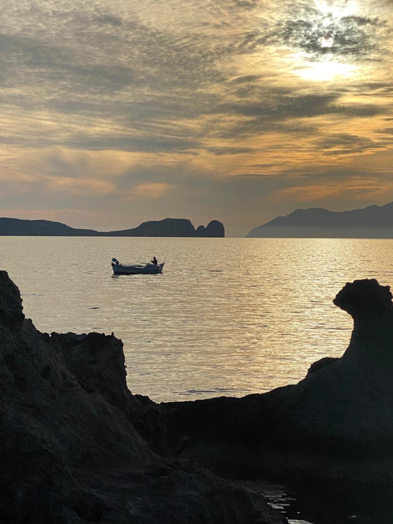 Milos Island -Cavo Paradiso Boutique Ochen House Πλάκα Μήλου