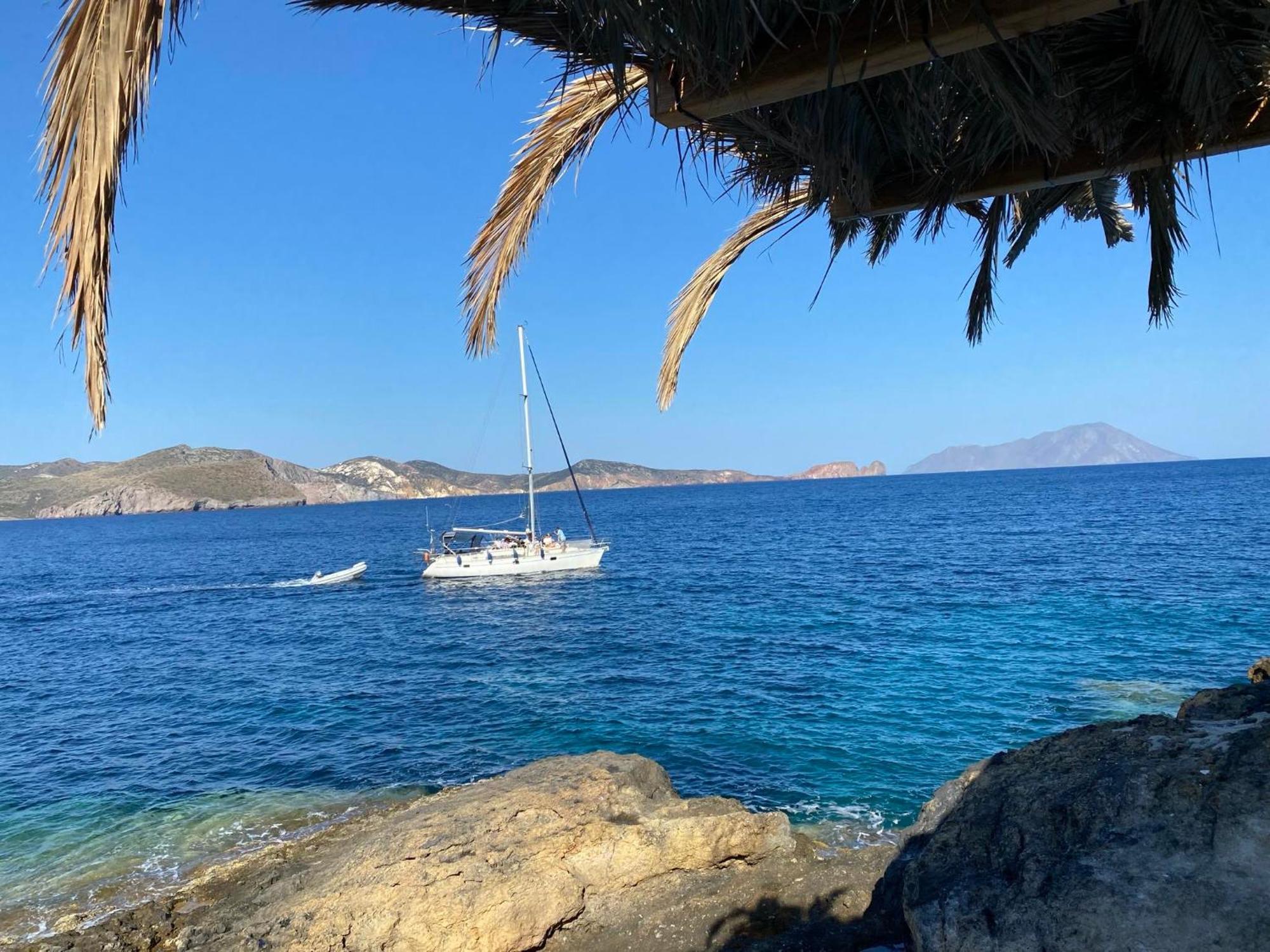 Διαμέρισμα Milos Island -Cavo Paradiso Boutique Ochen House Πλάκα Μήλου