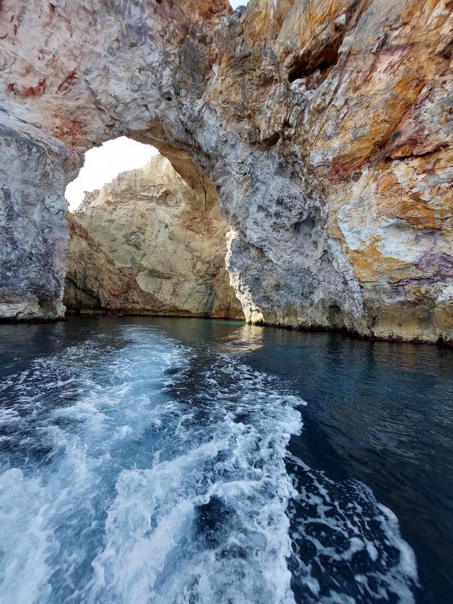 Milos Island -Cavo Paradiso Boutique Ochen House * Πλάκα Μήλου