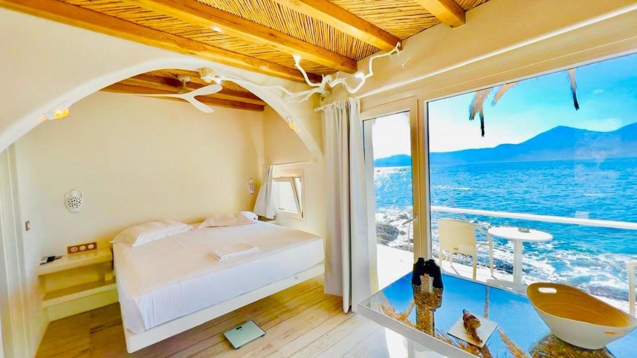 Milos Island -Cavo Paradiso Boutique Ochen House *